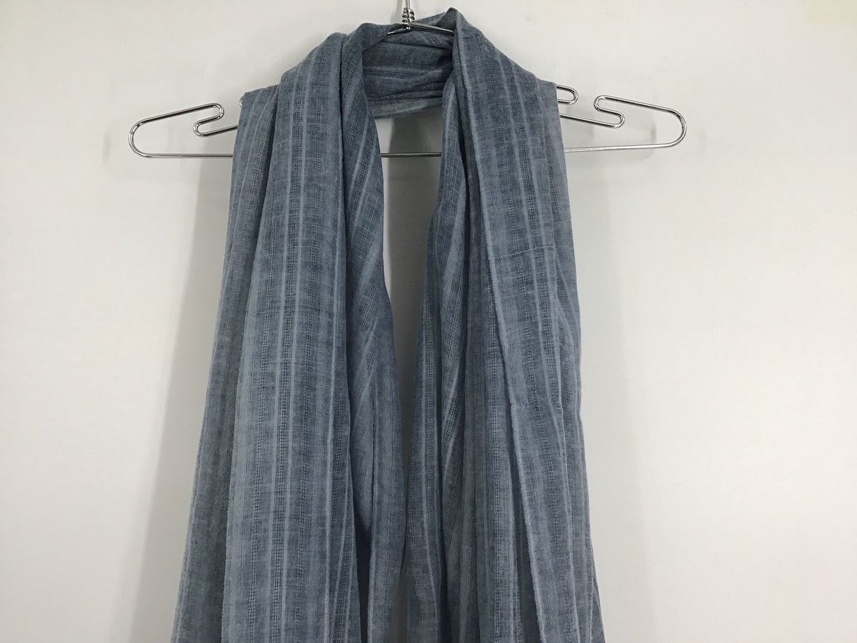 NWT Lady Rustan Women&#39;s Blue Rectangle Scarf - One Size