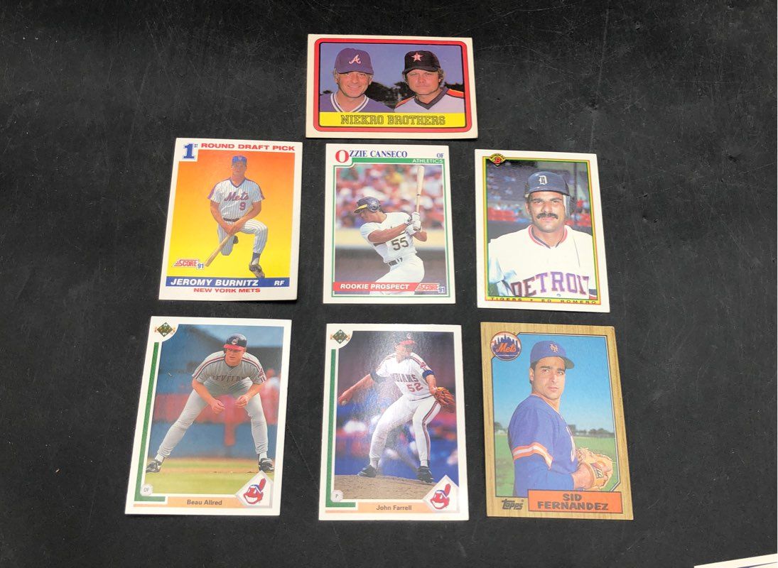 13.98 lbs. Lot Of Topps Baseball MLB, Football Cards. Medium Box, Unsorted