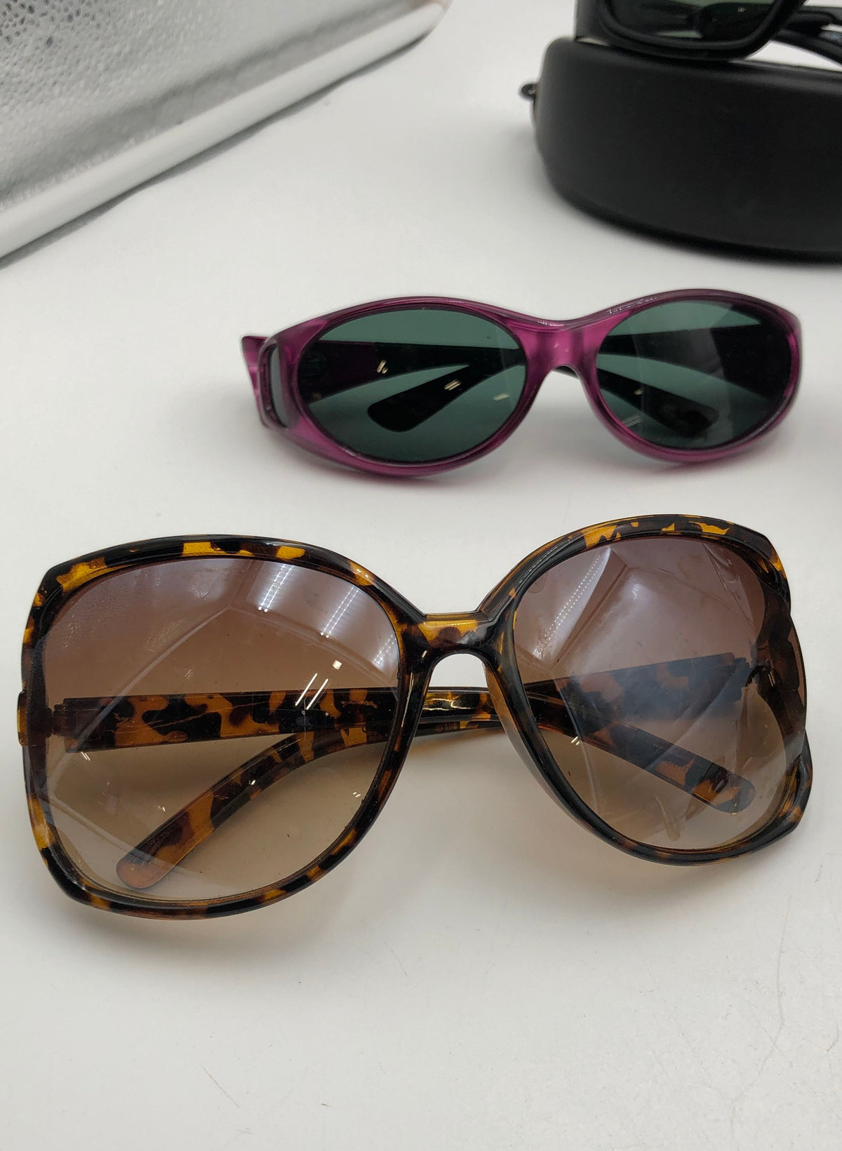 Lot of 8 Women's Sunglasses NWT Akira Smart Glasses Aviator Oversized Variety