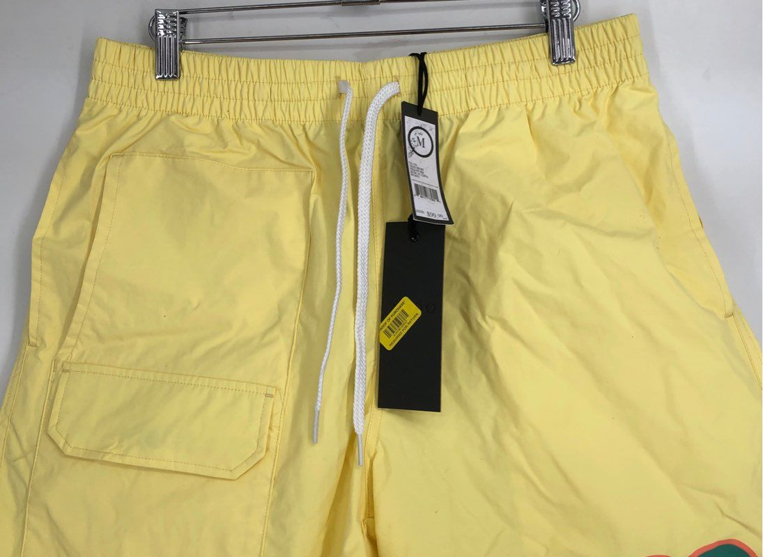 Akoo Men's Yellow Iris Trail Active Cargo Shorts Large Logo Graphic NWT Sz M