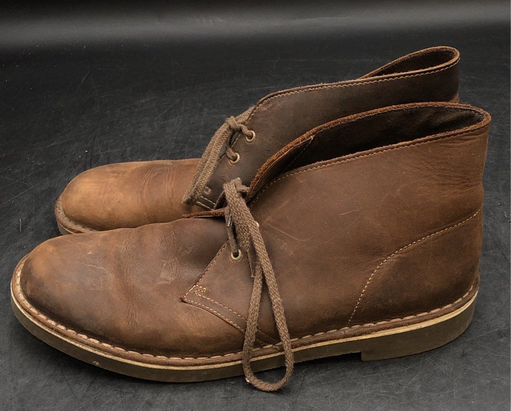 Clarks Men's Bushacre 2 Brown Chukka Boots - Size 9M