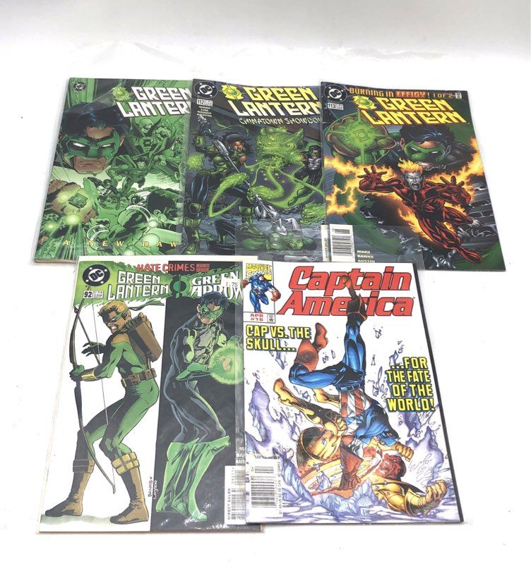 Comic Book Lot Marvel DC 1990s-Modern Superhero Approximately 25 Comics
