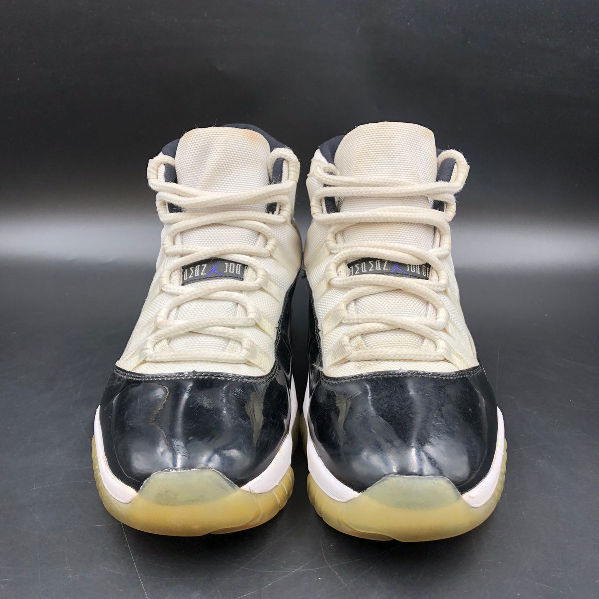 Nike Air Jordan 11 Retro Concord White Black 2018 Sneakers Size 9.5 COA