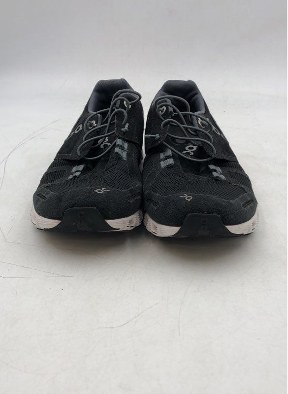 On Cloud Women&#39;s Black Athletic Shoes - Size 8.5