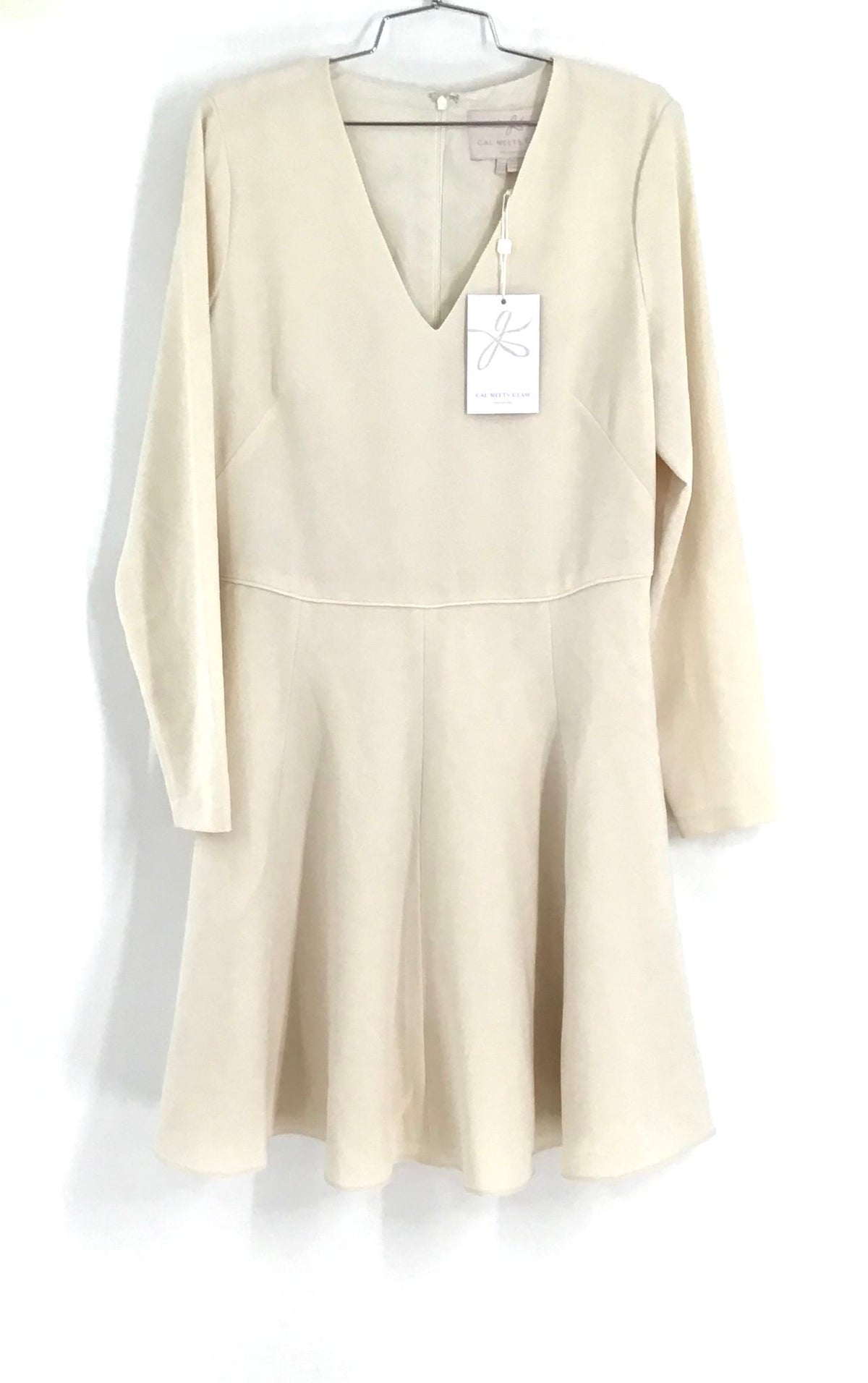 NWT Gal Meets Glam Women&#39;s Cream Mini Dress - Size 14