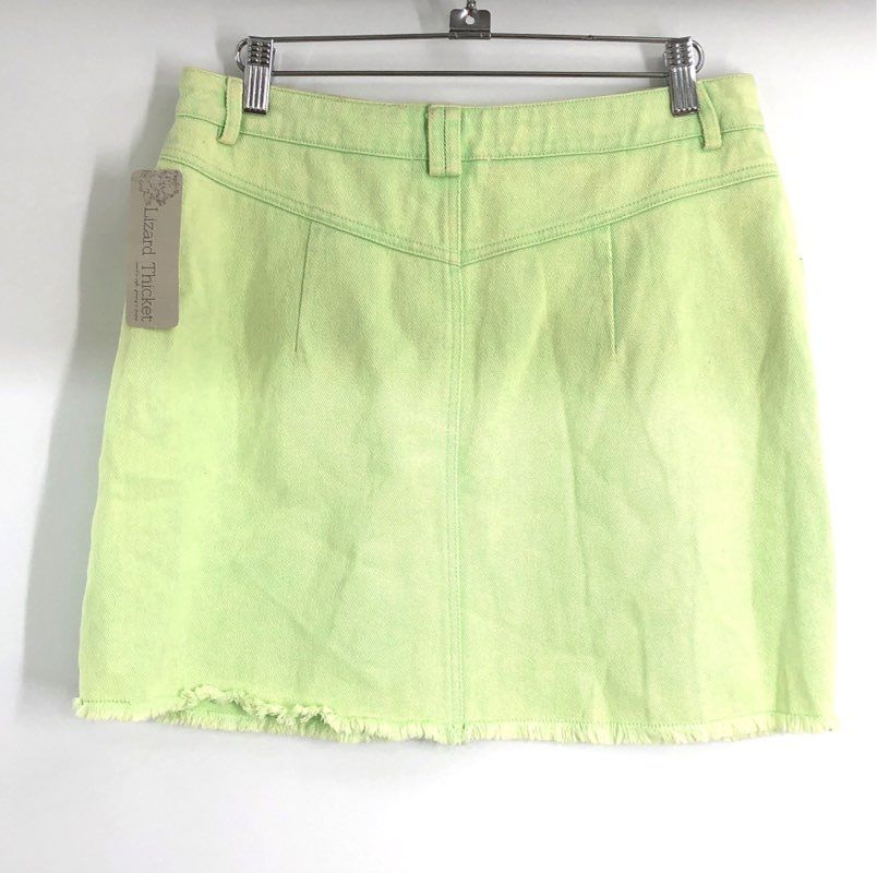 Sunland 17 Women's Lime Green Denim Mini Skirt Raw Frayed Hem Size M
