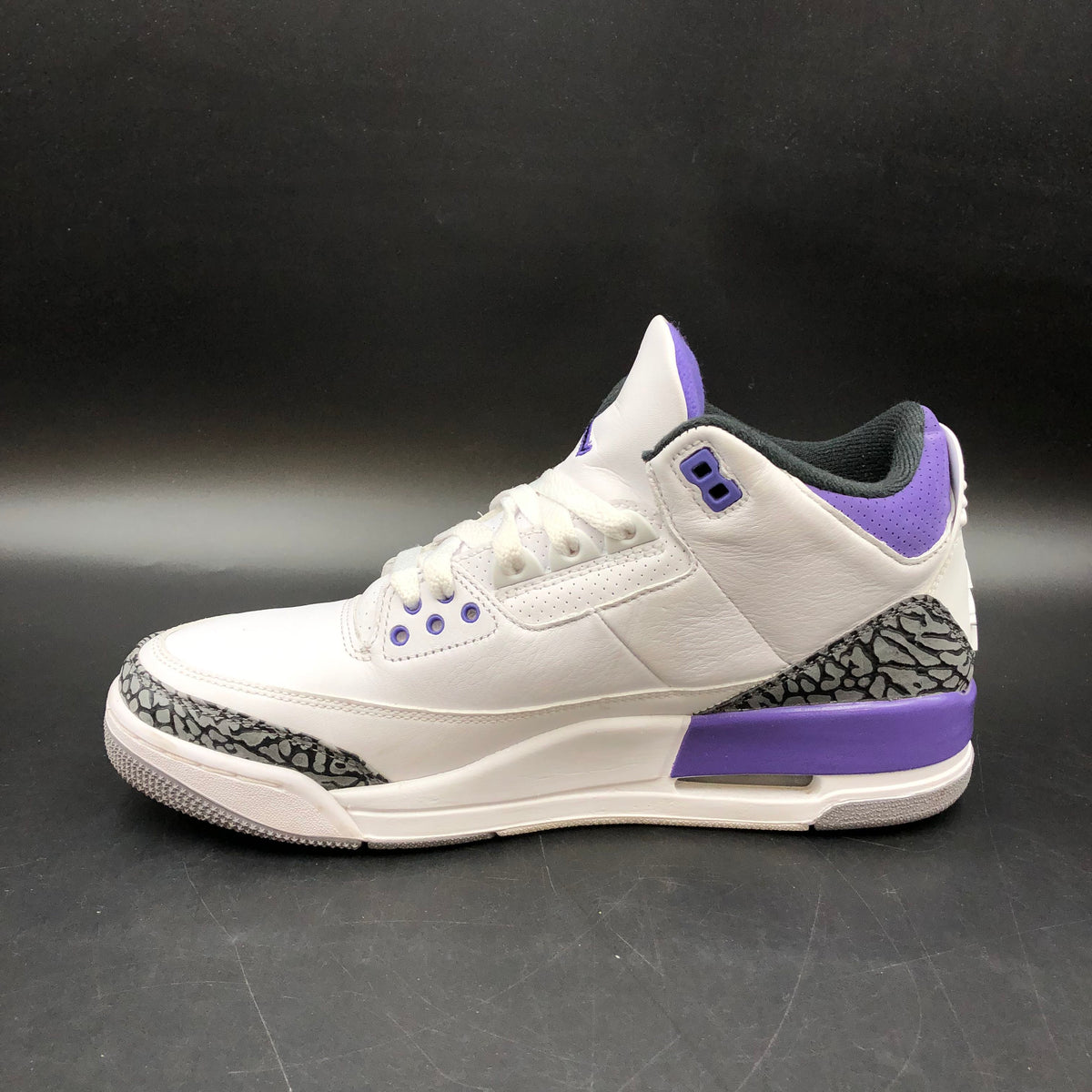 Nike Air Jordan 3 Retro Men's 'Dark Iris' Purple/White Sneakers - Size 9 (+COA)