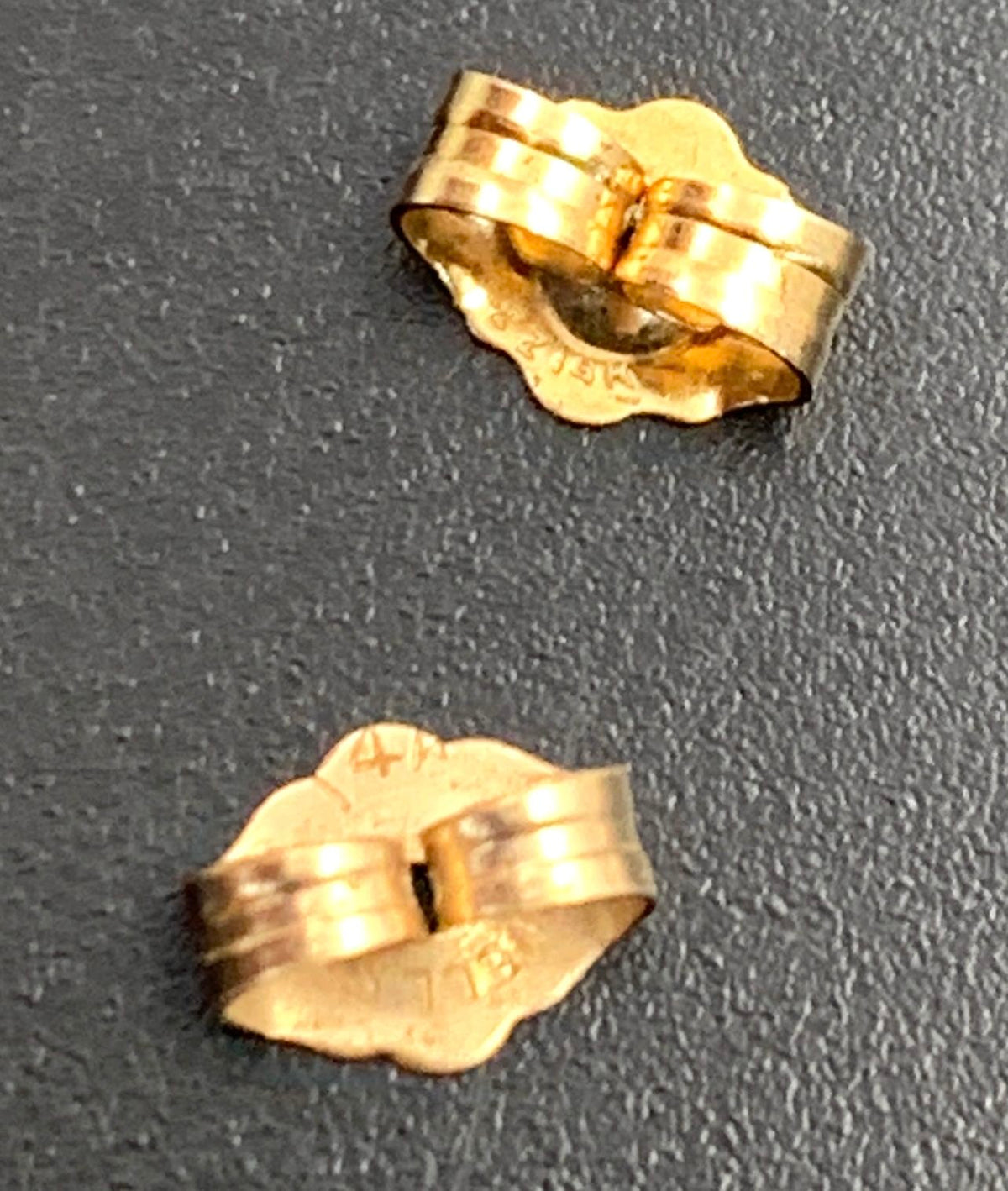 14K Yellow Gold Jade & Peridot Studs Earrings Lot 1.28g