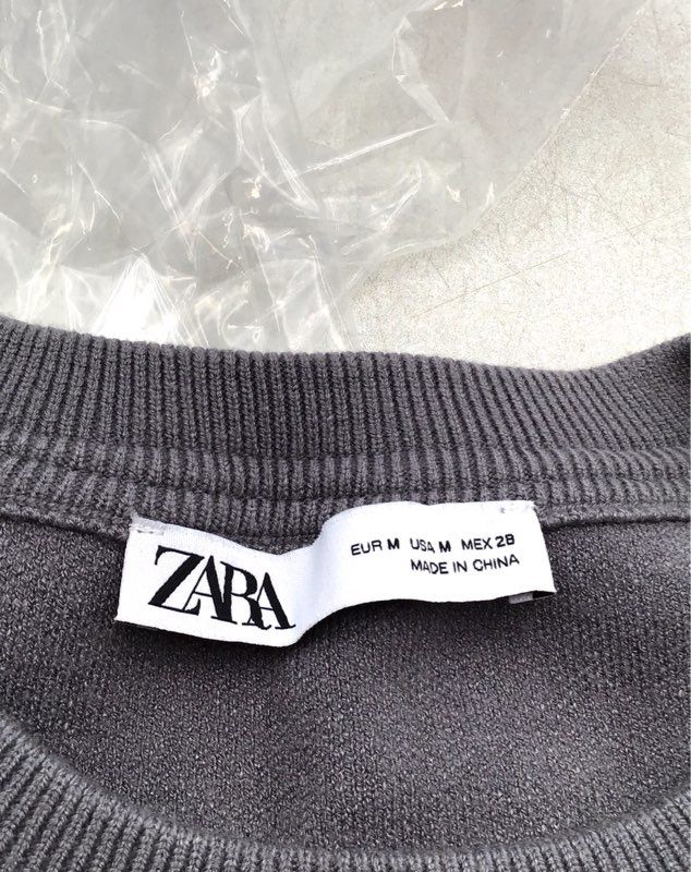 Zara Women&#39;s Gray Knitted Crew Neck Sweater Vest - Size Medium