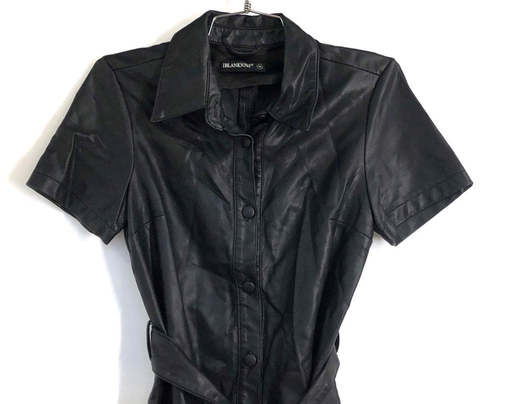 BLANKNYC Women's Black Vegan Faux Leather Short Sleeve Belted Shirt Dress XS