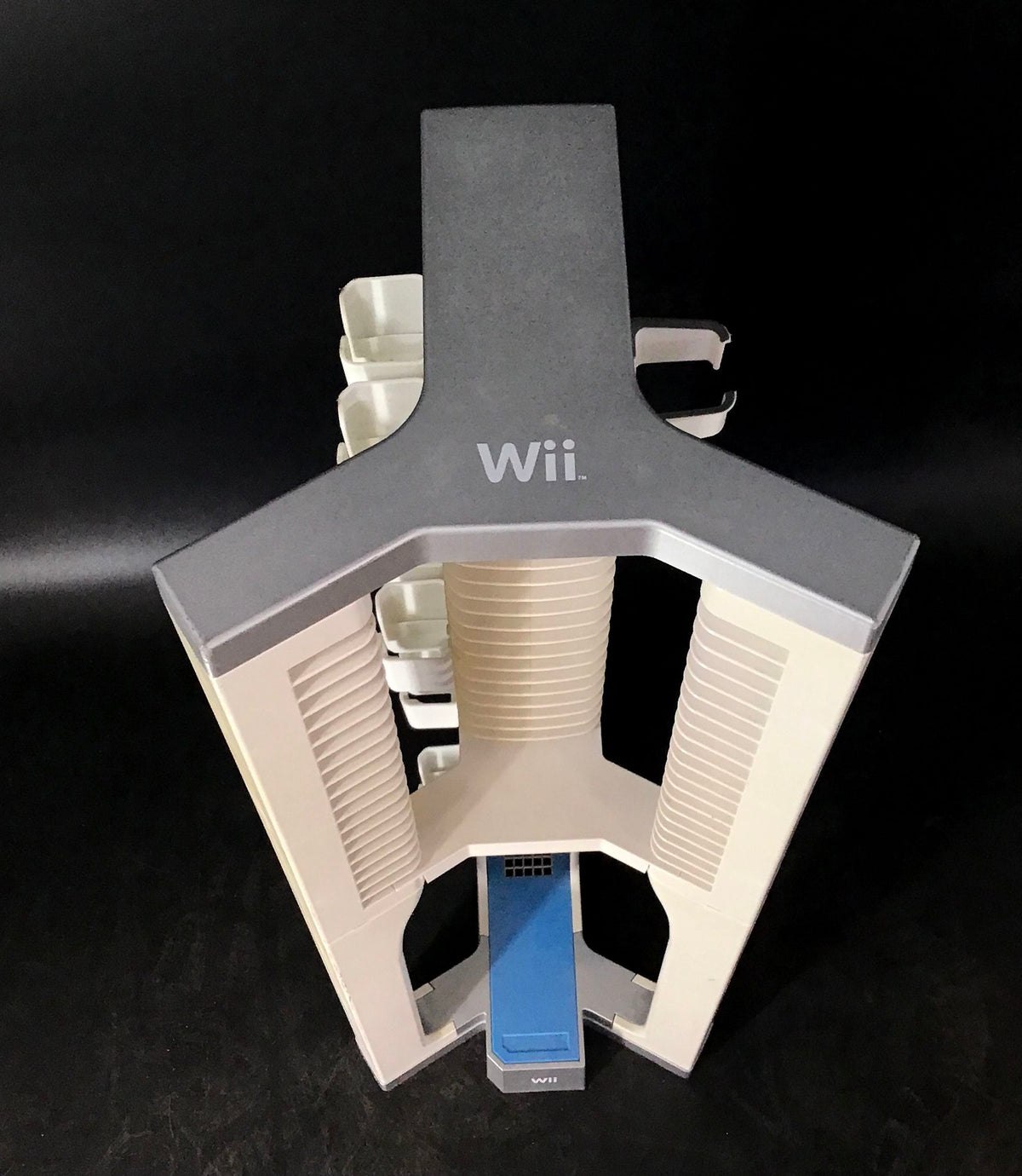 Nintendo Wii White Game Storage Rack Tower Disk Stand