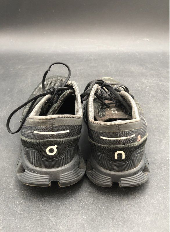 On Cloud Women's X Black Athletic Shoes - Size 6.5