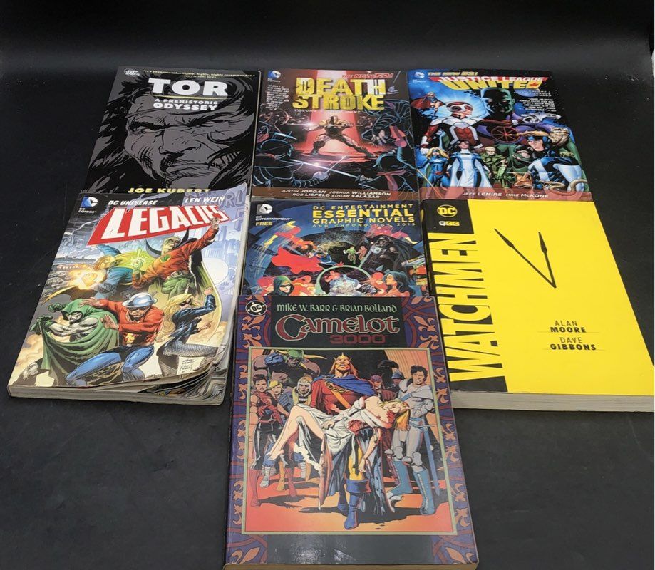 Watchmen Camelot 3000 + 7 DC Comics Graphic Novel Lot Tor Deathstroke JLU