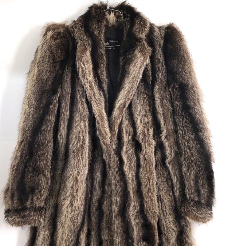 Vintage 70s Maple Furriers Women's Brown Full Length Long Hair Real Fur Coat