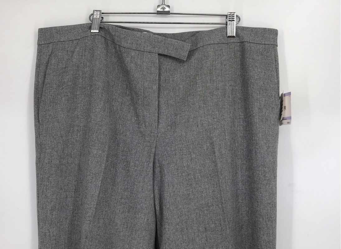 NWT Kasper Women&#39;s Gray Black Flat Front Straight Leg Dress Pants - Size 18