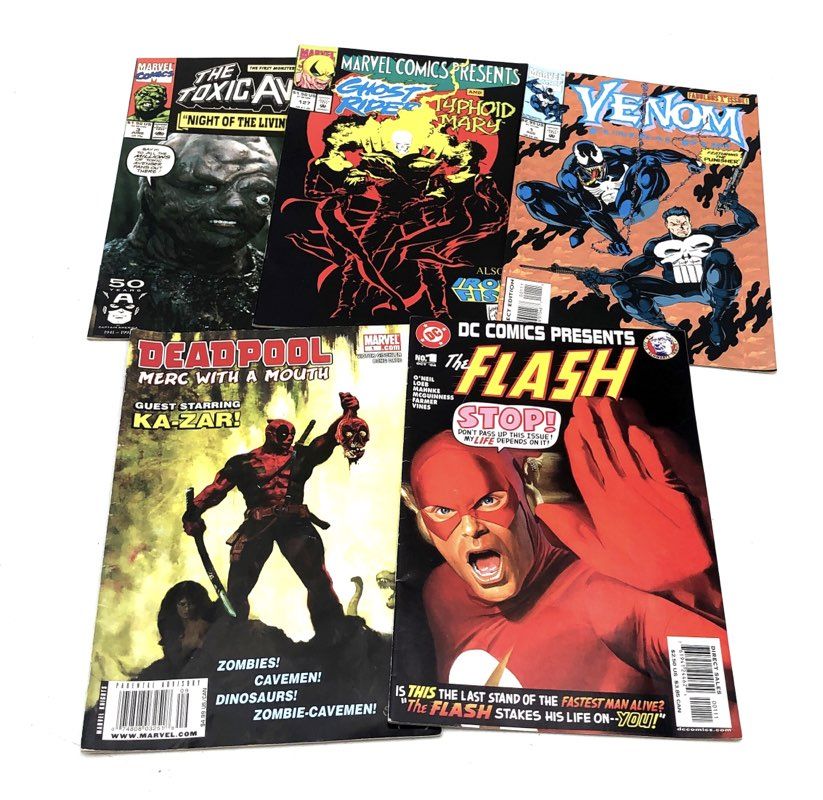 Comic Book Lot Marvel DC Image Valiant 1970s-2000s Superhero Approximately 25