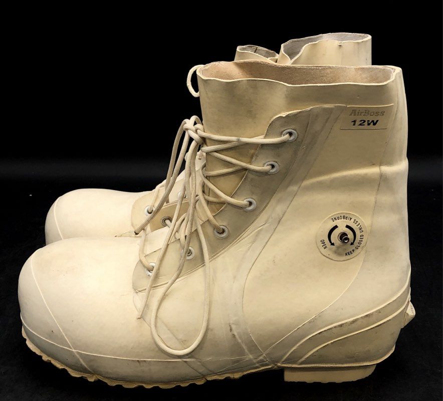 AirBoss Military Extreme Cold Weather White Rubber Bunny Boots Size 12W