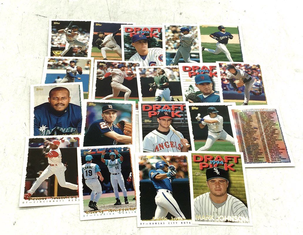 12.1 lbs. Lot Of Baseball MLB Cards. Medium Box, Unsorted