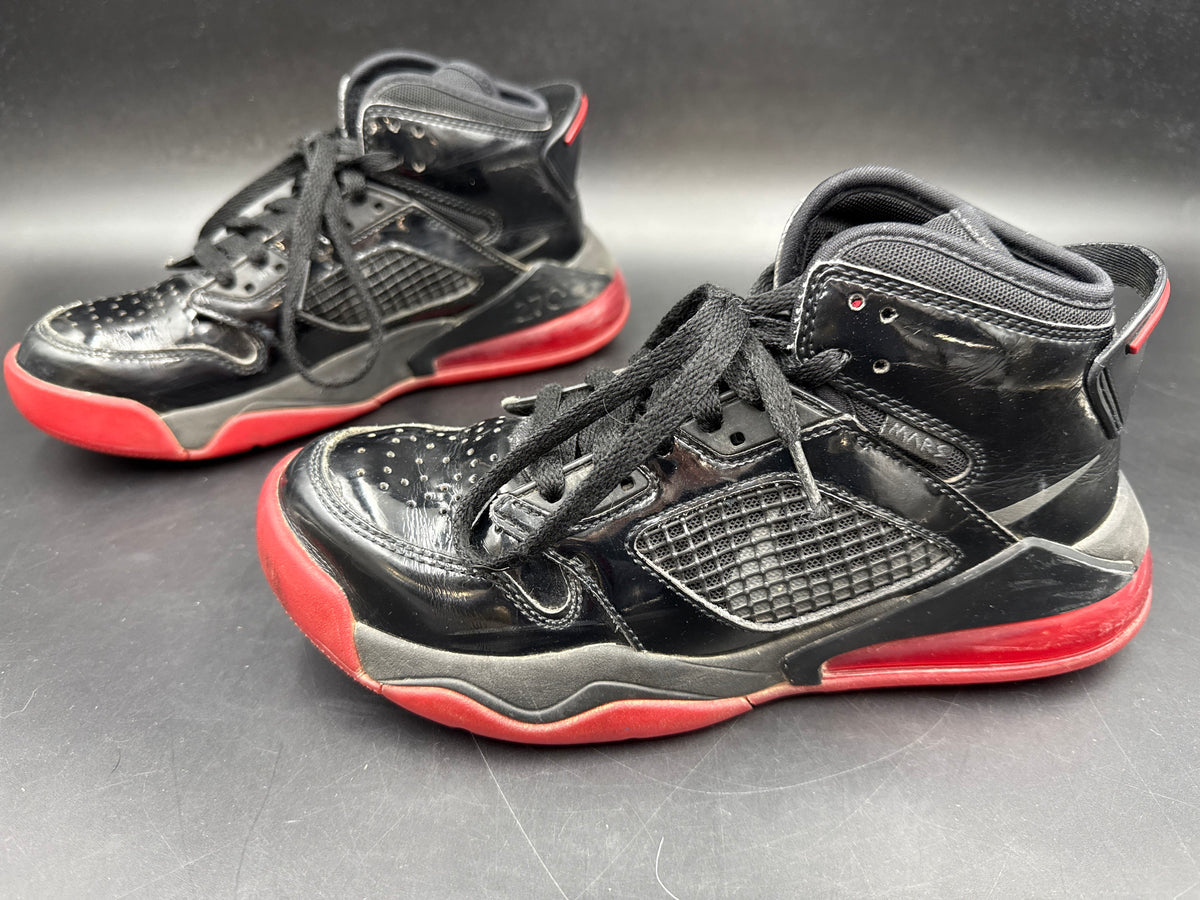 Nike Jordan Mars 270 Black Red Grey High Top Sneakers Size 5.5Y COA