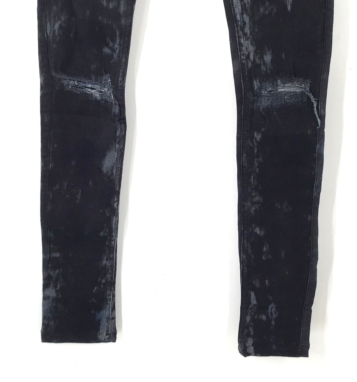 NWT Culture Vulture Women's Black Skinny Jeans - Size 26