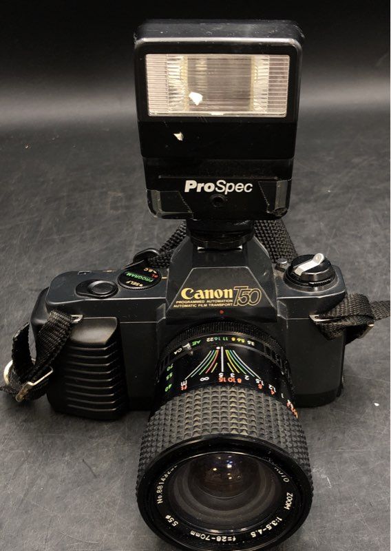 Vintage 1980s Canon T50 35mm Film SLR Camera 28-70mm SSP Lens ProSpec Flash