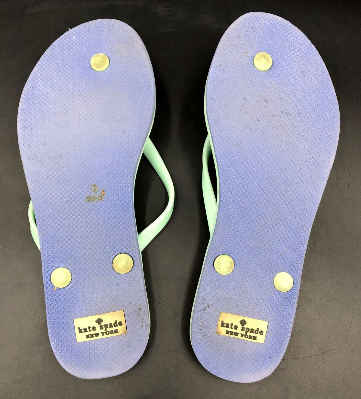 Kate Spade Women&#39;s Blue/Teal Floral Print Flip Flop Sandals - Size 10 (+COA)