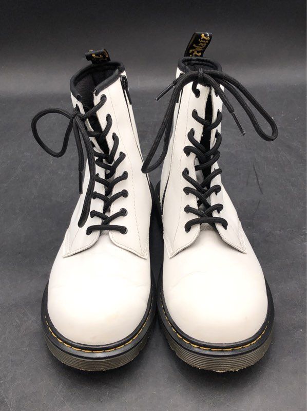 Dr. Martens 1460 Y White Leather 8-Eye Side Zip Ankle Boots Size US 7 / UK 5