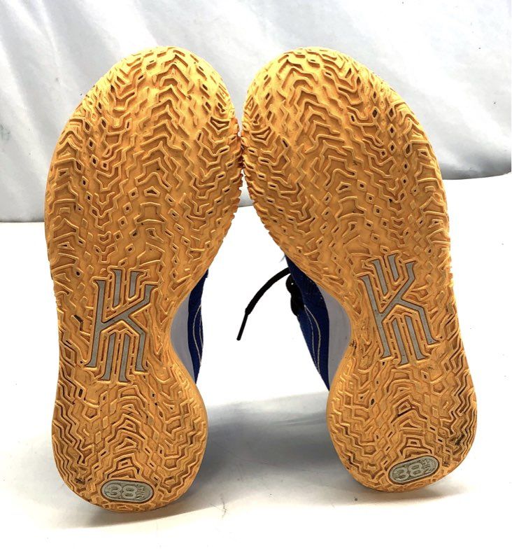 Nike Kyrie 7 GS Sisterhood Hyper Royal Blue Basketball Shoes CQ9326-400 Size 6