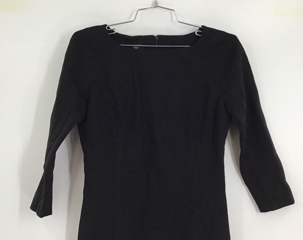 NWT Talbots Women&#39;s Black 3/4 Sleeve Back Zip Sheath Dress - Size 2P