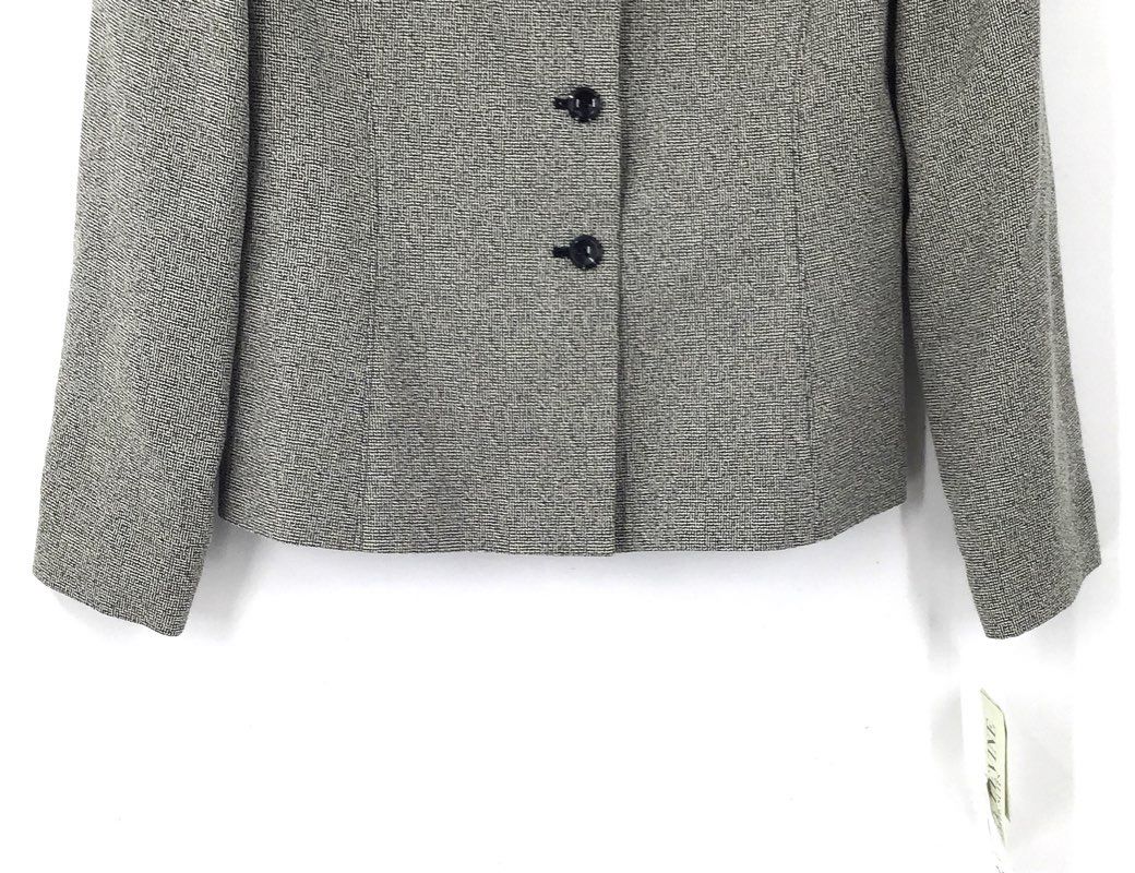 NWT Larry Levine Women's Black White Blazer - Size 6P