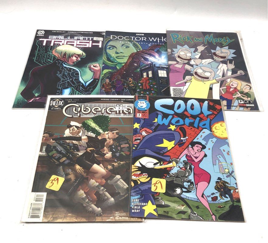 Comic Book Lot Marvel DC IDW Image 1980s-2010s Superhero Mixed Titles 25 Comics