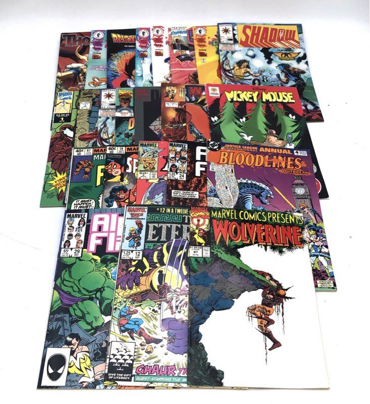 Comic Book Lot Marvel DC Image Valiant Mixed 1970s-2000s Superhero 25 Comics