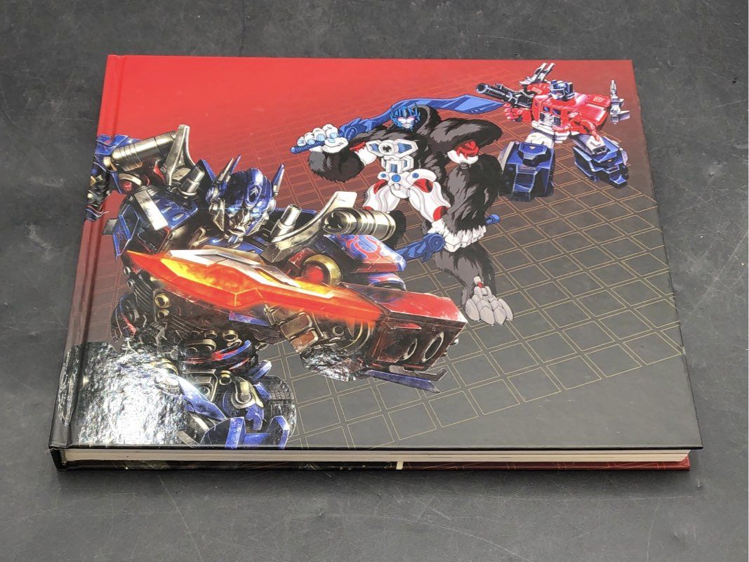 Transformers Book Lot Transformers Vault & The Ultimate Guide 2 Hardcovers