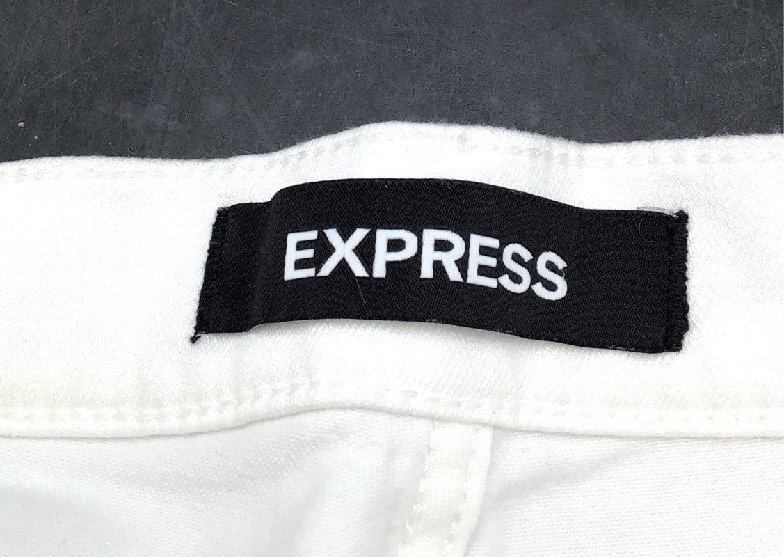 Express Women's Bermuda High Rise White Distressed Denim Shorts Stretch Sz 2