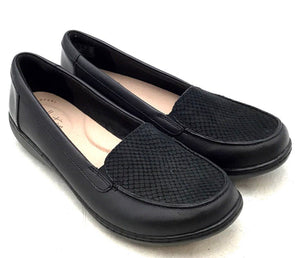 Clarks Women's Black Loafer Flats - Size 8M