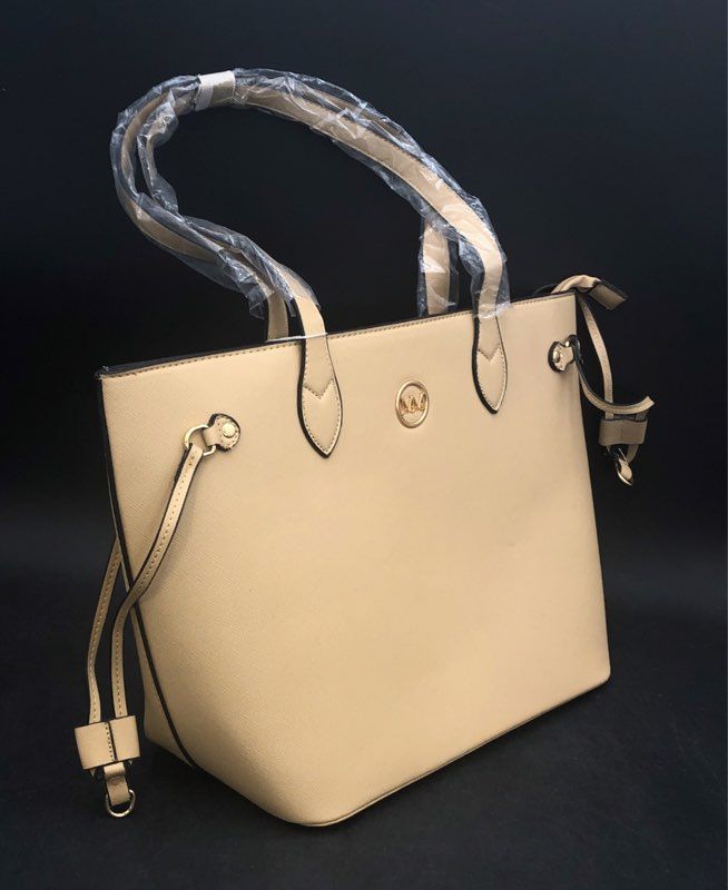 Marilyn Monroe Tan Saffiano Textured Tote Bag NWT Gold Hardware Handbag