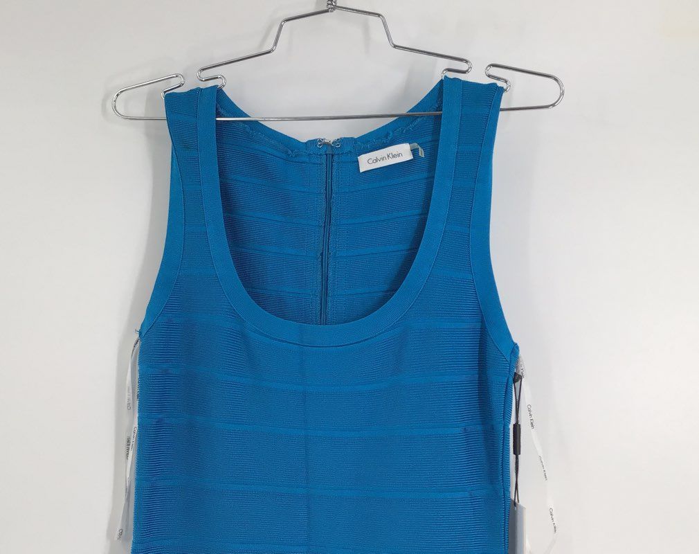 NWT Calvin Klein Women&#39;s Blue Scoop Neck Bodycon Dress Size S