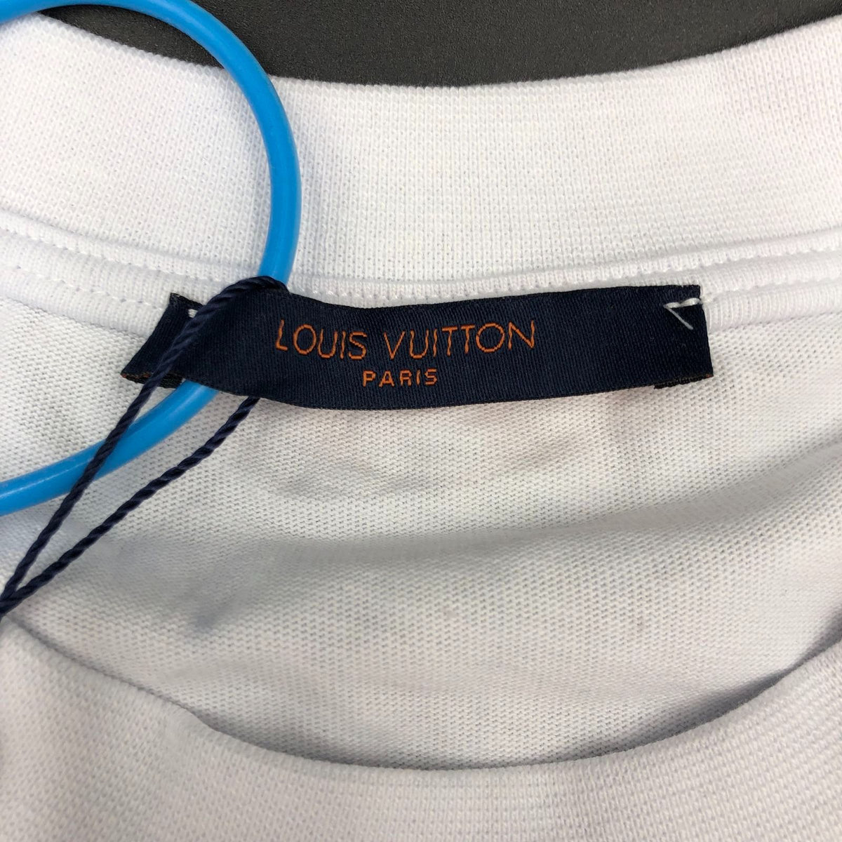 NWT Louis Vuitton Inspired Men's White T-Shirt with Back Monogram Print - Sz 2XL