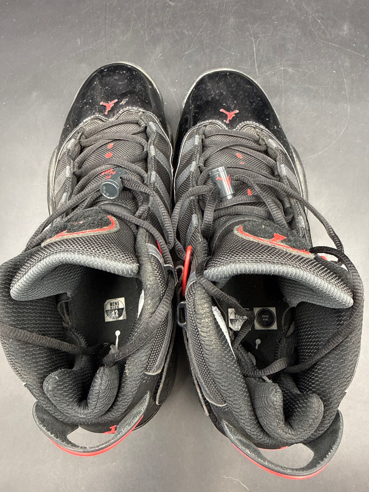 Nike Jordan 6 Rings Black Anthracite Fire Red Basketball Sneakers Size 12 COA
