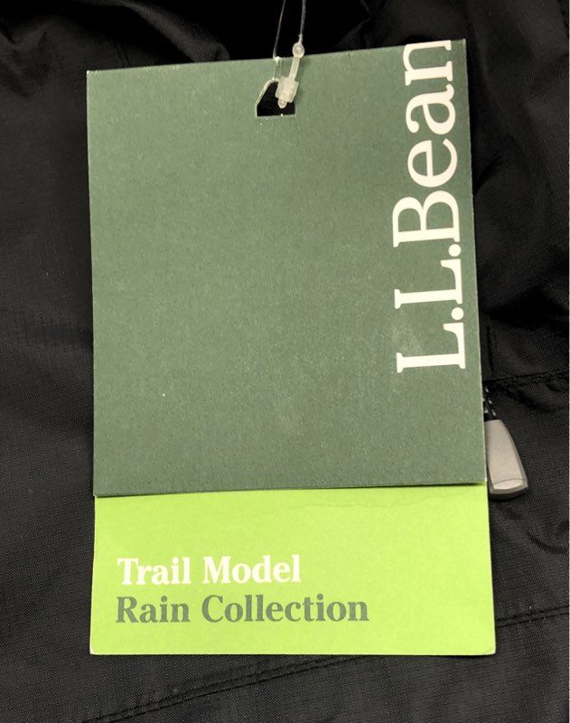 L.L.Bean Women's Black Trail Model Rain Jacket Waterproof Hooded Nylon Sz M NWT