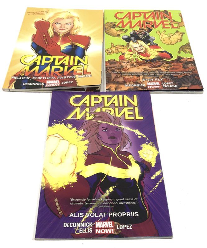 Captain Marvel Avengers X-Men 7 Comic Lot Marvel Graphic Novel TPB Collection