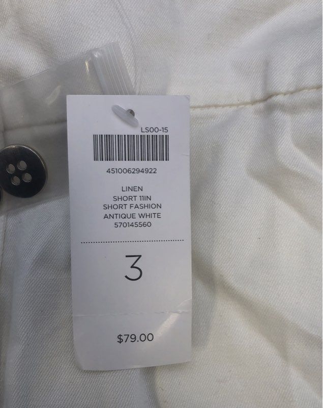 Chico's Women's Antique White Lyocell Linen Blend 11" Inseam Shorts NWT Sz 3