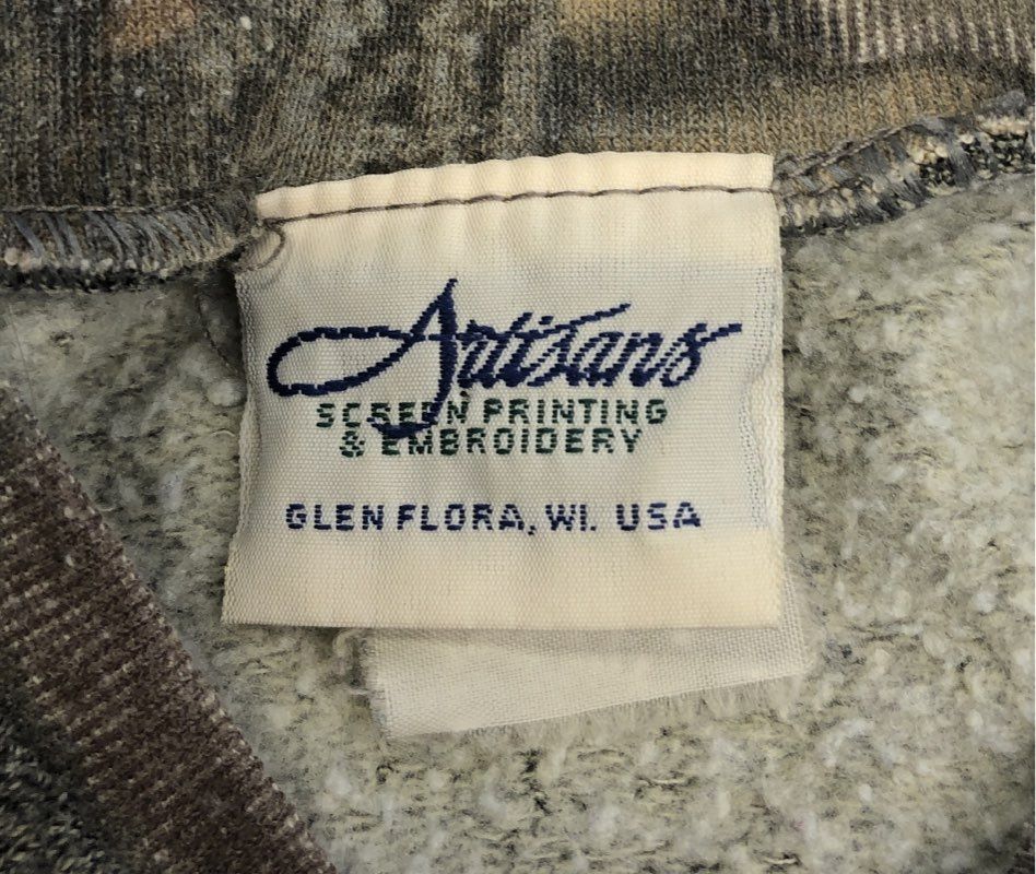 Vintage 90s Artisans Men's Green Deer Buck Camo Sleeve Sweatshirt Made USA