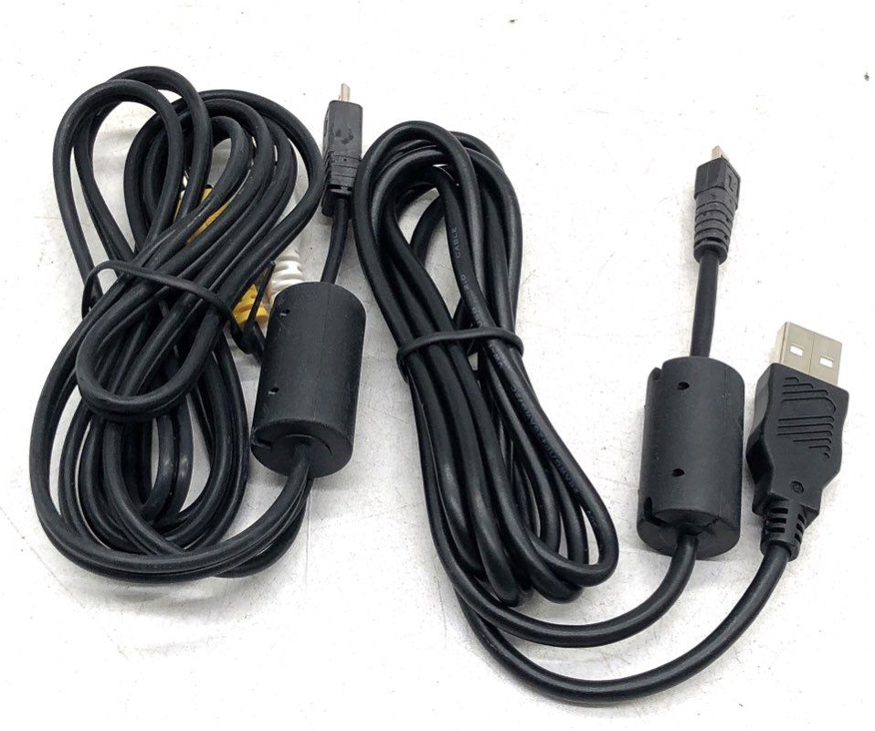 Nikon Coolpix S230 Digital Compact Camera With Cables