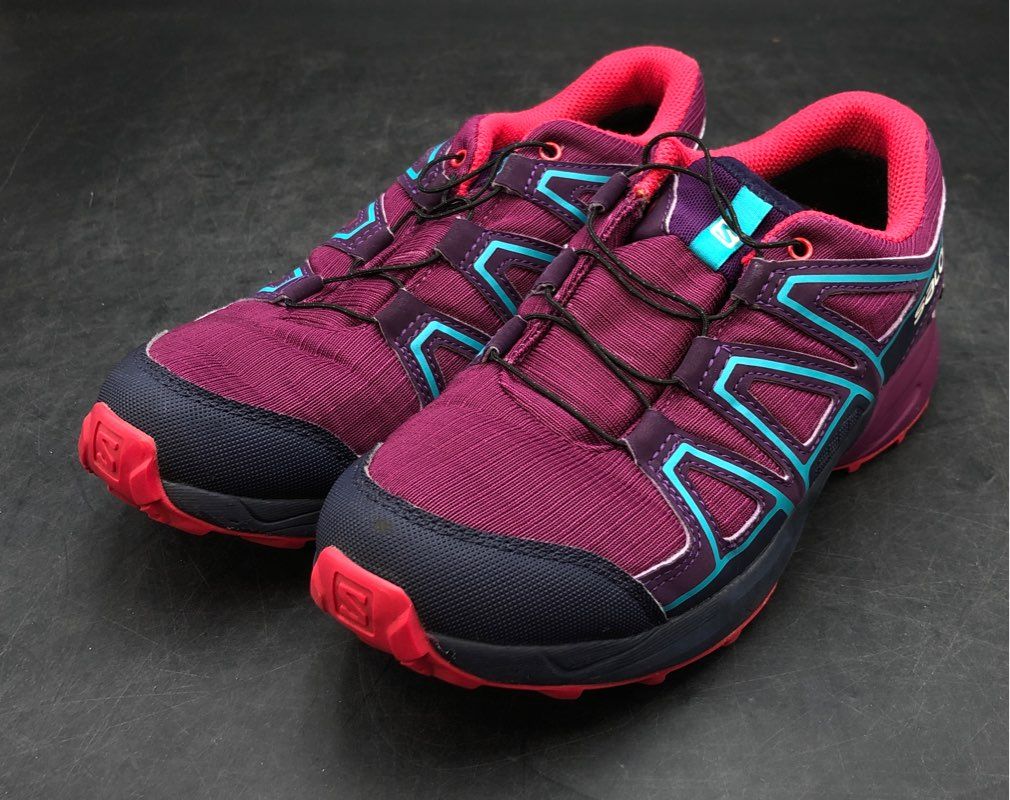 Salomon Women's Speedcross Purple Athletic Shoes - Size 4