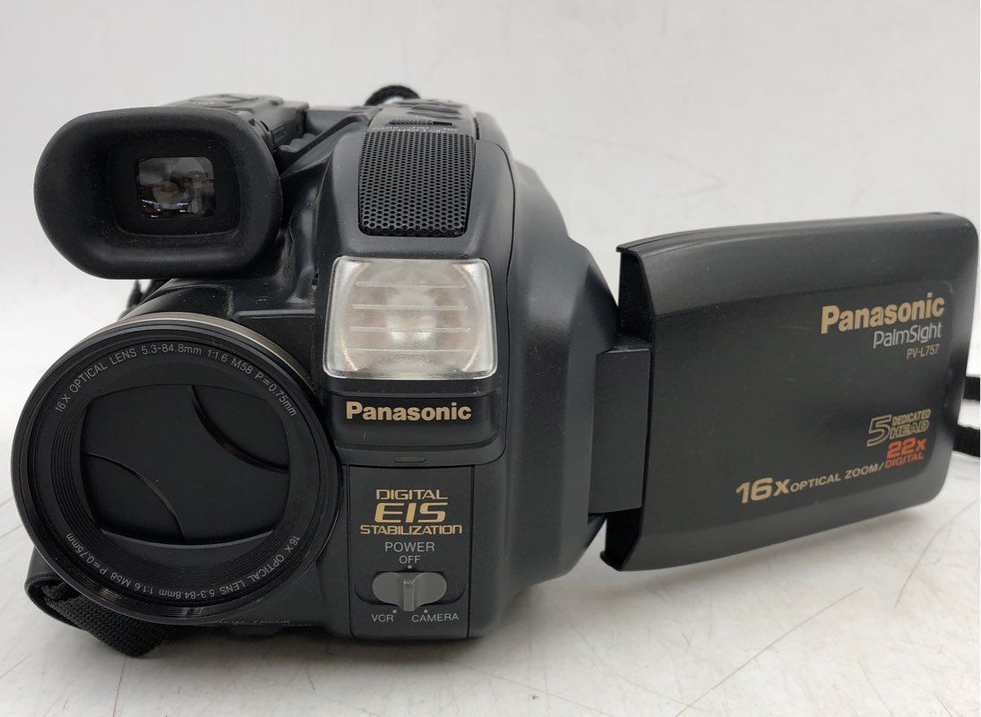 Panasonic Palmsight PV-L757 Black Handheld Camcorder W/Case &amp; Accessories