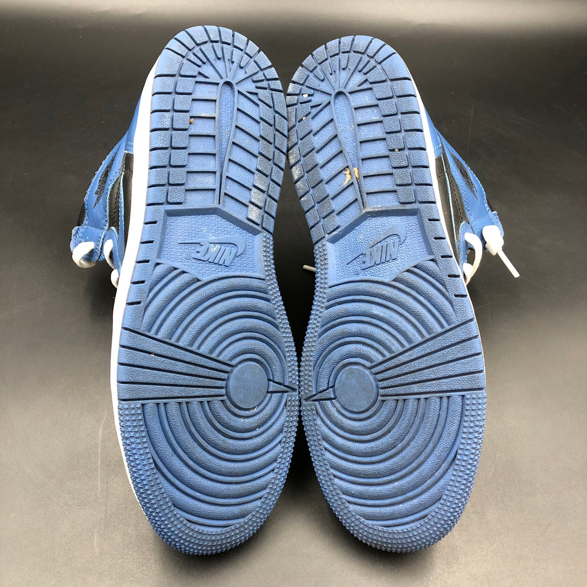 Nike Air Jordan 1 Boy's Retro 'Dark Marina Blue Sneakers-Size: 6Y (+COA)