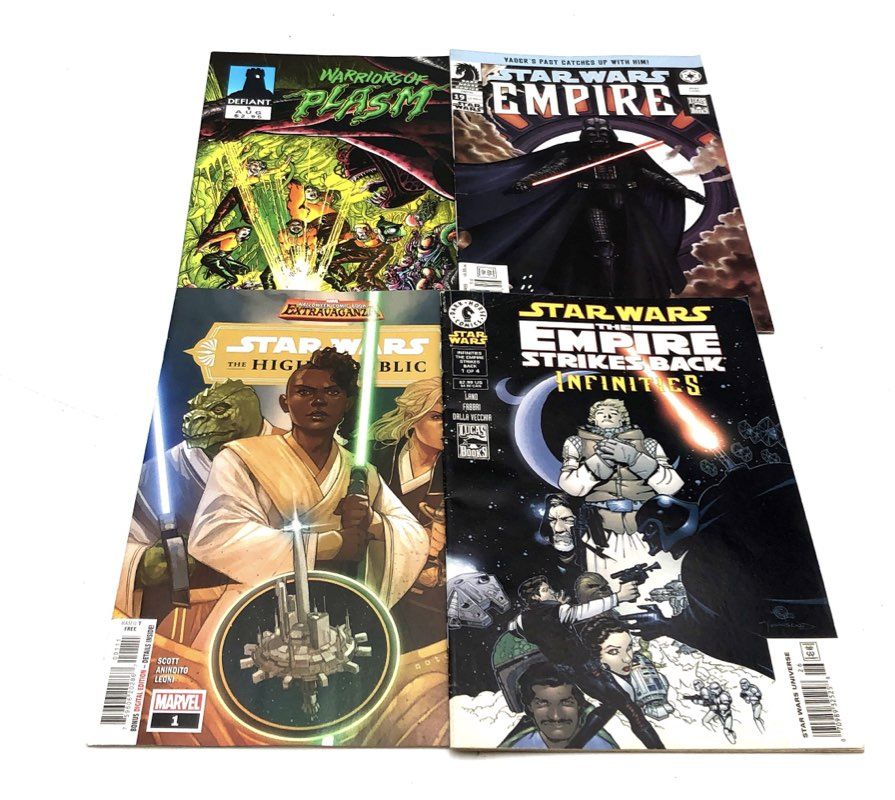 Comic Book Lot Marvel DC Dark Horse Mixed Era Superhero Barbie 21 Comics