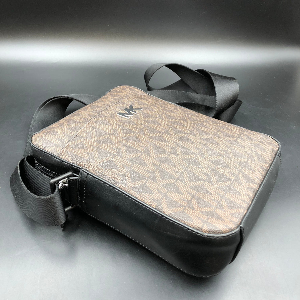 Michael Kors Brown Black Leather Cooper Logo Flight Bag Crossbody COA