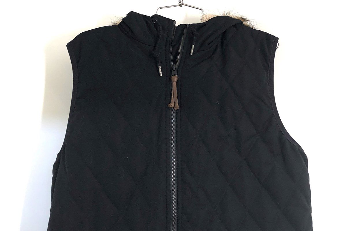 Eddie Bauer Women's Black Snowfurry Quilted Hooded Faux Fur Vest Sz L